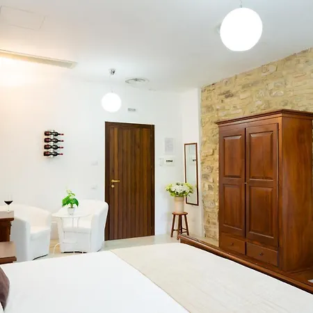 Colle Di Rocco Farm stay